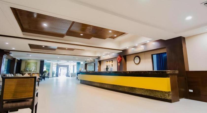 Sarita Chalet & Spa Hotel - Sha Extra Plus Jomtien Beach Extérieur photo