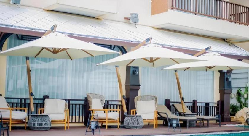 Sarita Chalet & Spa Hotel - Sha Extra Plus Jomtien Beach Extérieur photo